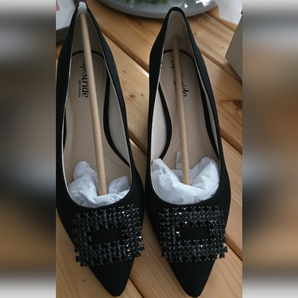 Women's New Black Heels